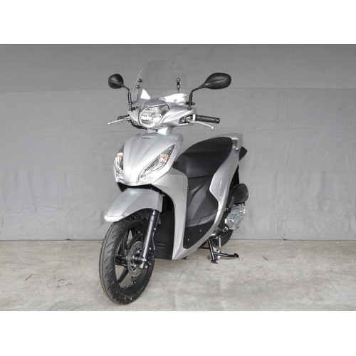 DO-18 ディオ110(JF58/JK03) ショートバイザー クリア - バイク