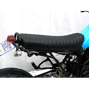 受注生産】TW200/225用 フラットシート タックロールタイプ - バイク