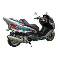 マジェスティC外装 ヤマハ マジェスティC カスタム】外装はシンプルなエンジン