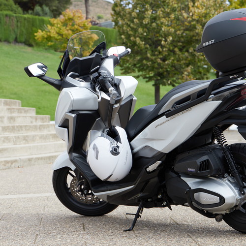 スクーターハンドルバーロック シリーズ3プレミアム 49cm - バイク