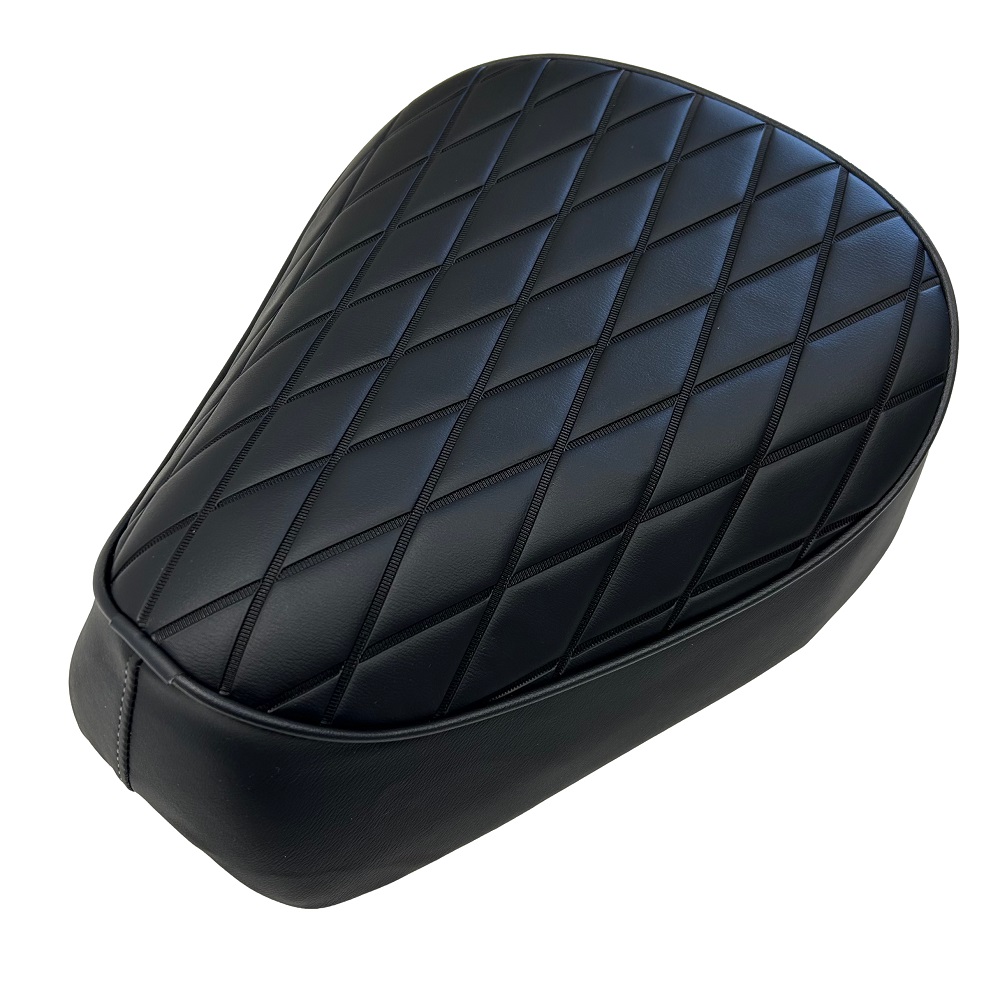 3D立体裁断シートカバー [座面ダイヤカット 黒/パイピング黒] TYPE3 張