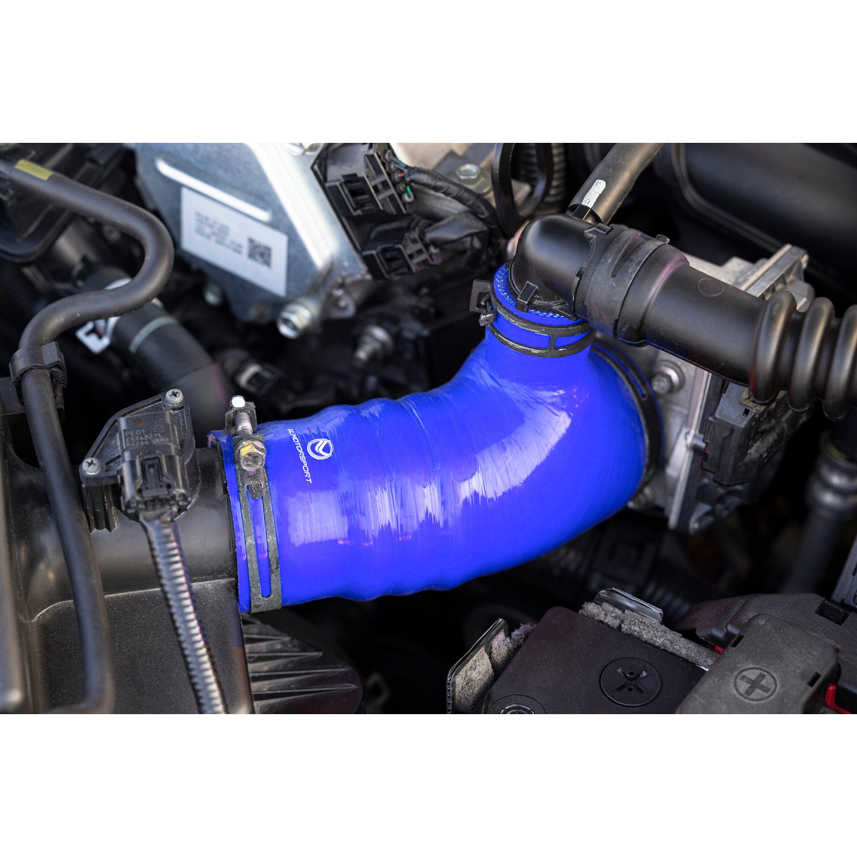 シリコンエアインテークホース ブルー ロードスター(ND5RC) - 自動車