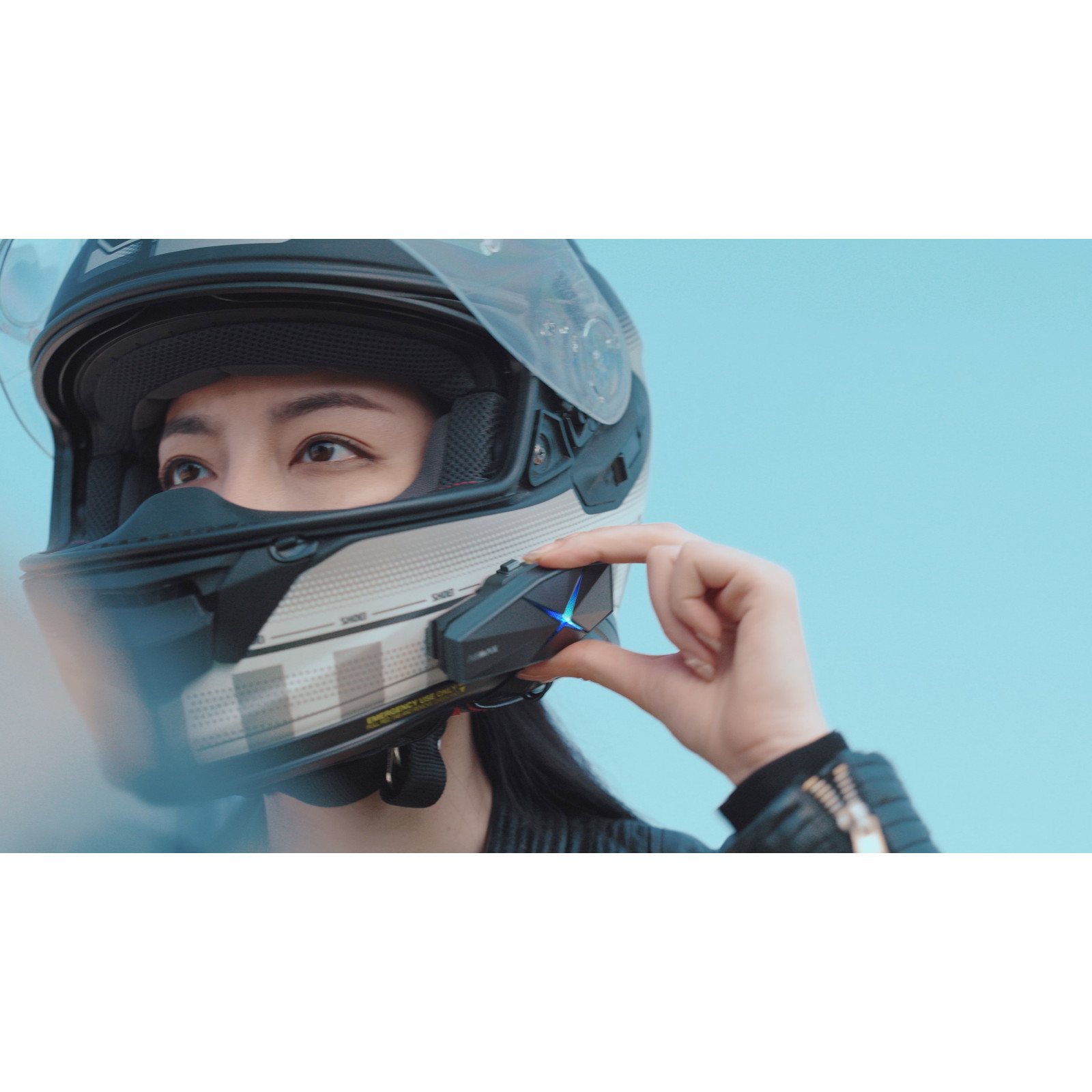 たにまんatom140f F1 Pro インカム シャイニーグレー - バイク