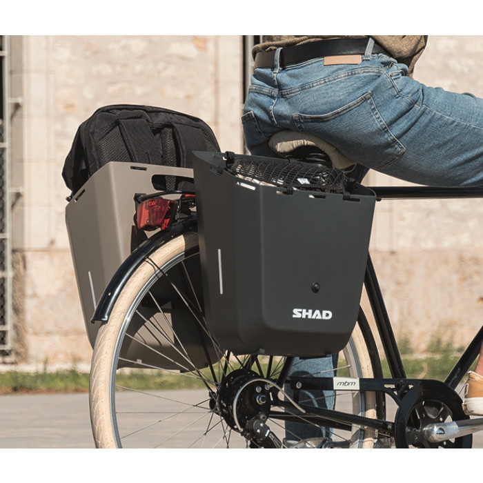 Shad◇DAILY 自転車ボックス 20L ワンタッチ脱着式 オスログレー Shad◇DAILY 自転車ボックス 20L ワンタッチ脱着式 オスログレー DAILY