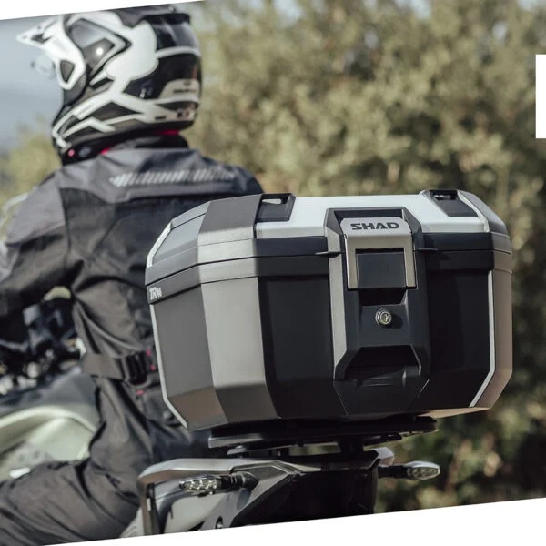 TR46 TERRA トップケース 46L アルミパネル - バイク