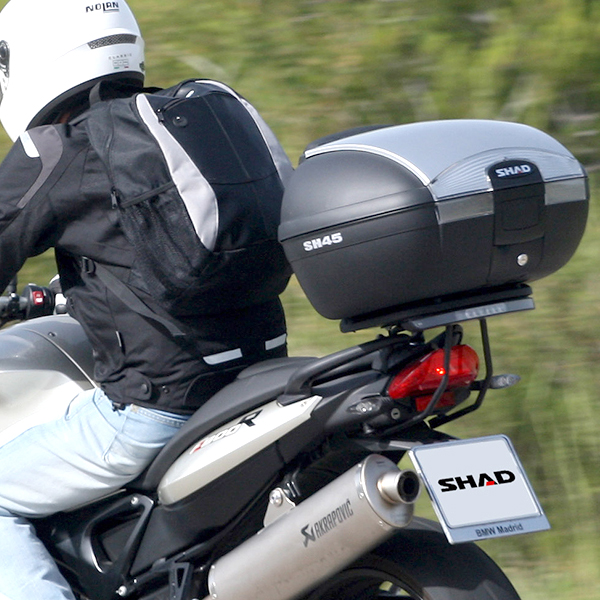 SH45 トップケース 無塗装ブラック - バイク